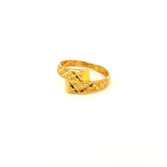 Cleopatra 21K gold ring